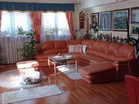 Rent, house, 95m², Sajmište, Novi Sad - image 5