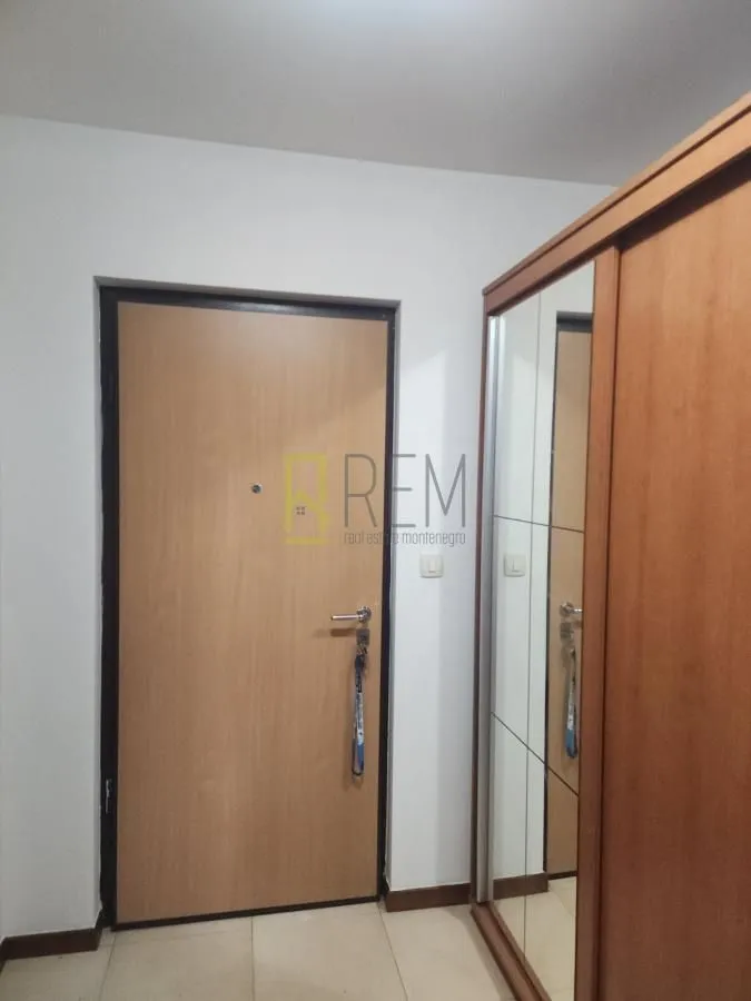 Rent, two bedroom apartment, 68m², Stari Aerodrom, Podgorica