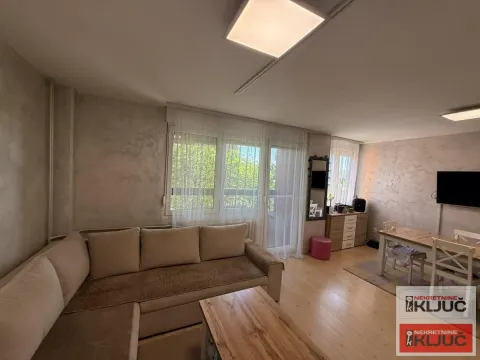 Prodaja, dvosoban stan, 61m², Novo naselje, Novi Sad - image 2