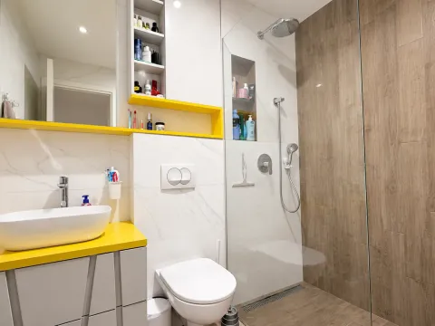 Sale, two bedroom apartment, 63m², City Kej, Podgorica - image 12