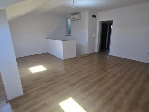 Rent, office space, 78m², Centar, Novi Sad - image 7