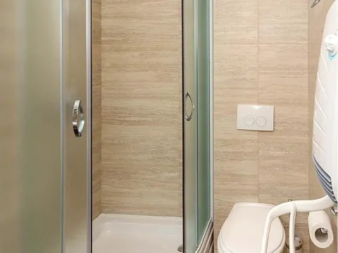 Sale, two bedroom apartment, 84m², Bečići, Budva - image 13