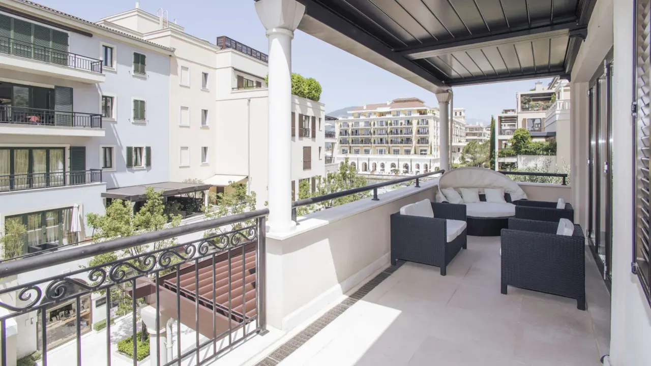 Sale, apartment, 62m², Tivat, Crna Gora