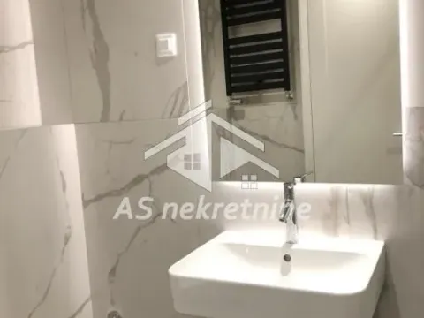 Rent, two bedroom apartment, 54m², Savski Venac, Beograd - image 13