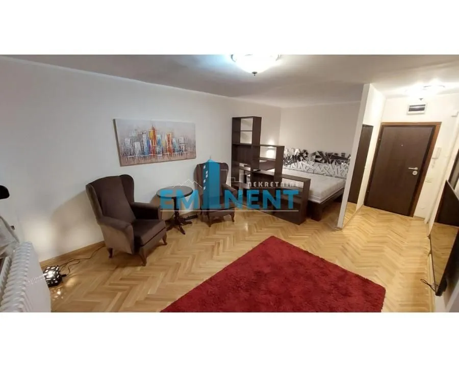 Izdavanje, jednosoban stan, 32m², Čukarica, Beograd