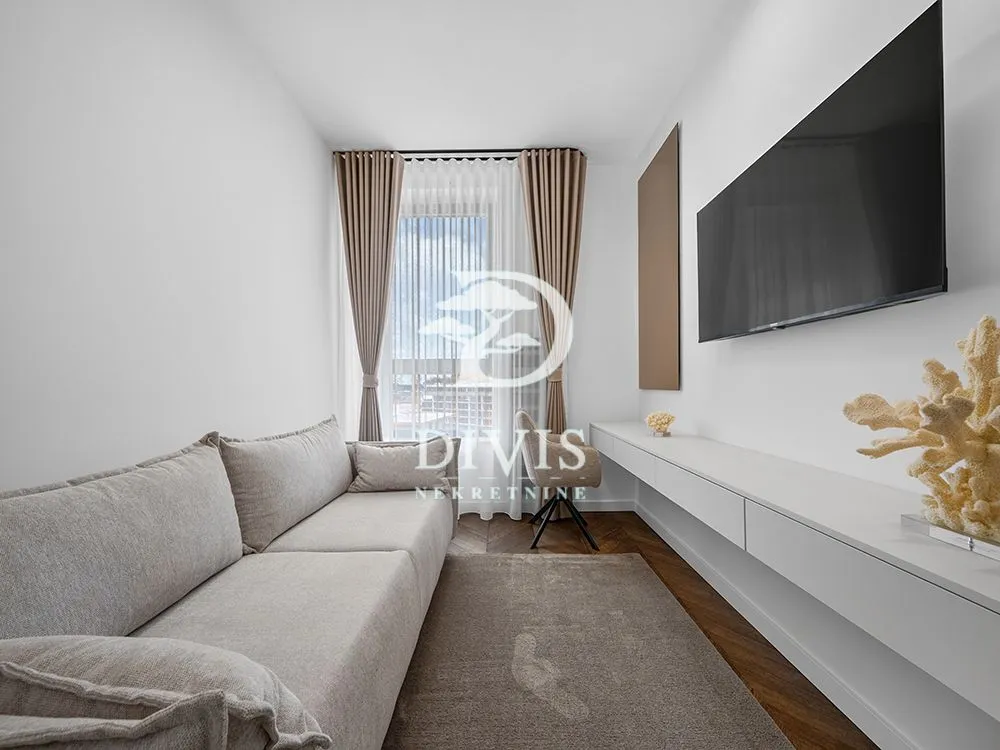 Prodaja, trosoban stan, 82m², Savski Venac, Beograd