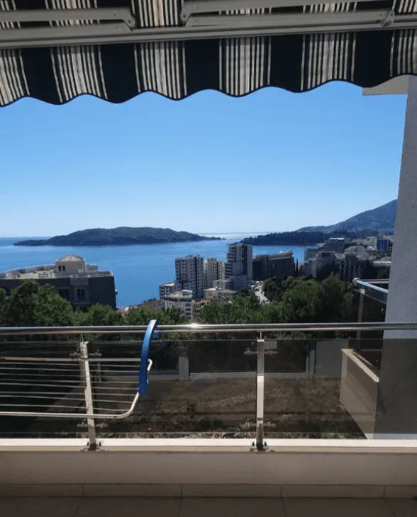 Rent, apartment, 53m², Rafailovići, Budva