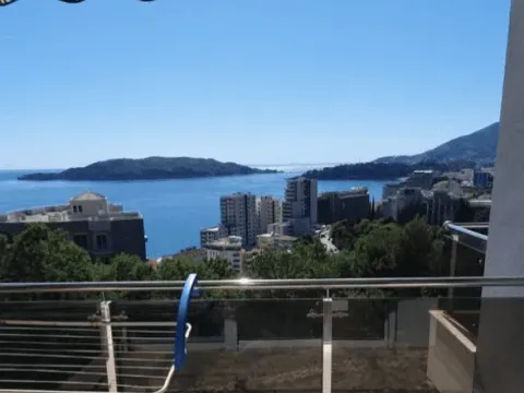 Rent, apartment, 53m², Rafailovići, Budva - image 2