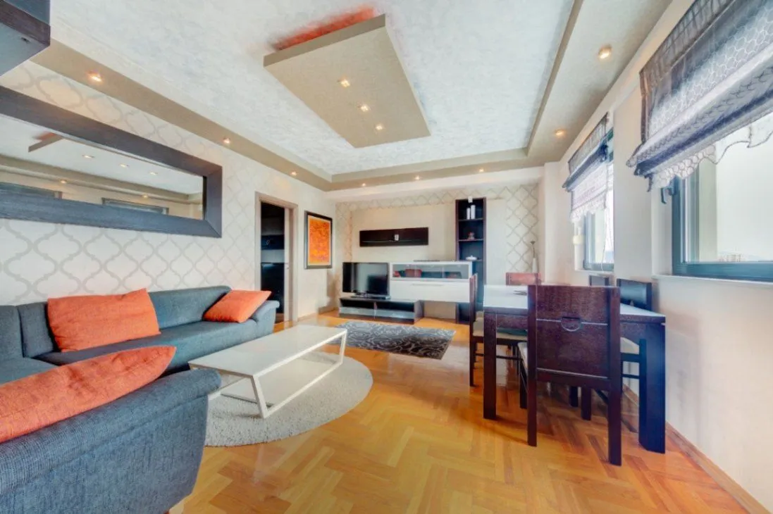 Prodaja, dvosoban stan, 85m², Centar, Podgorica