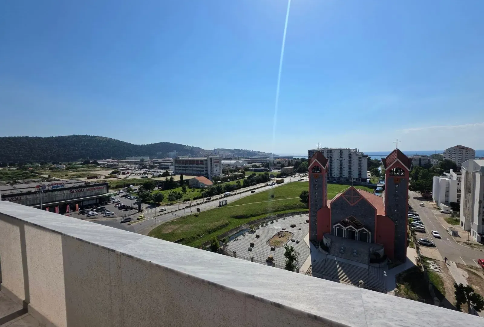 Prodaja, jednosoban stan, 57m², Centar, Bar