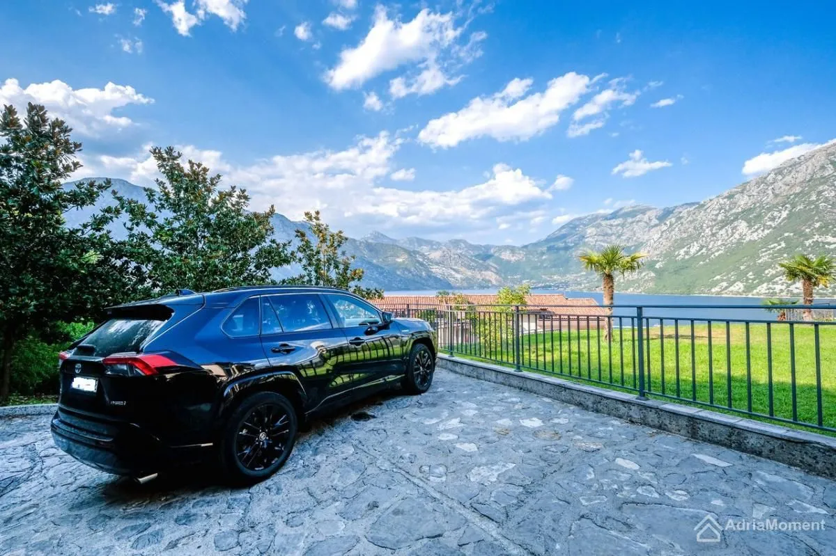 Sale, two bedroom apartment, 68m², Kostanjica, Kotor