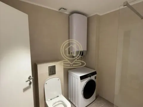 Izdavanje, četvorosoban stan, 81m², Južni Bulevar, Vračar Sve Podlokacije - image 22