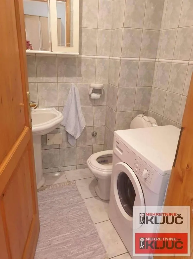 Izdavanje, dvosoban stan, 50m², Sajmište, Novi Sad