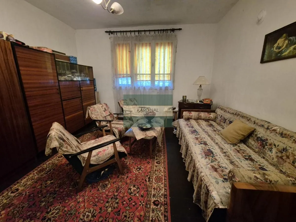 Prodaja, kuća, 280m², Majur, Jagodina