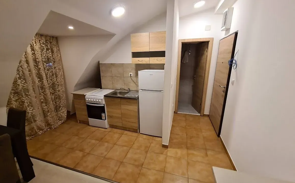 Izdavanje, jednosoban stan, 52m², Zabjelo, Podgorica