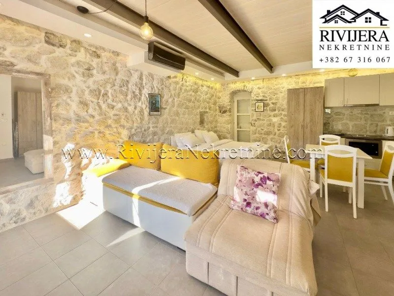 Prodaja, kuća, 211m², Perast, Kotor
