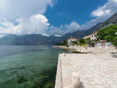 Prodaja, kuća, 365m², Dobrota, Kotor - image 15