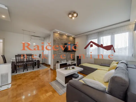 Stan in Zvezdara Sve Podlokacije