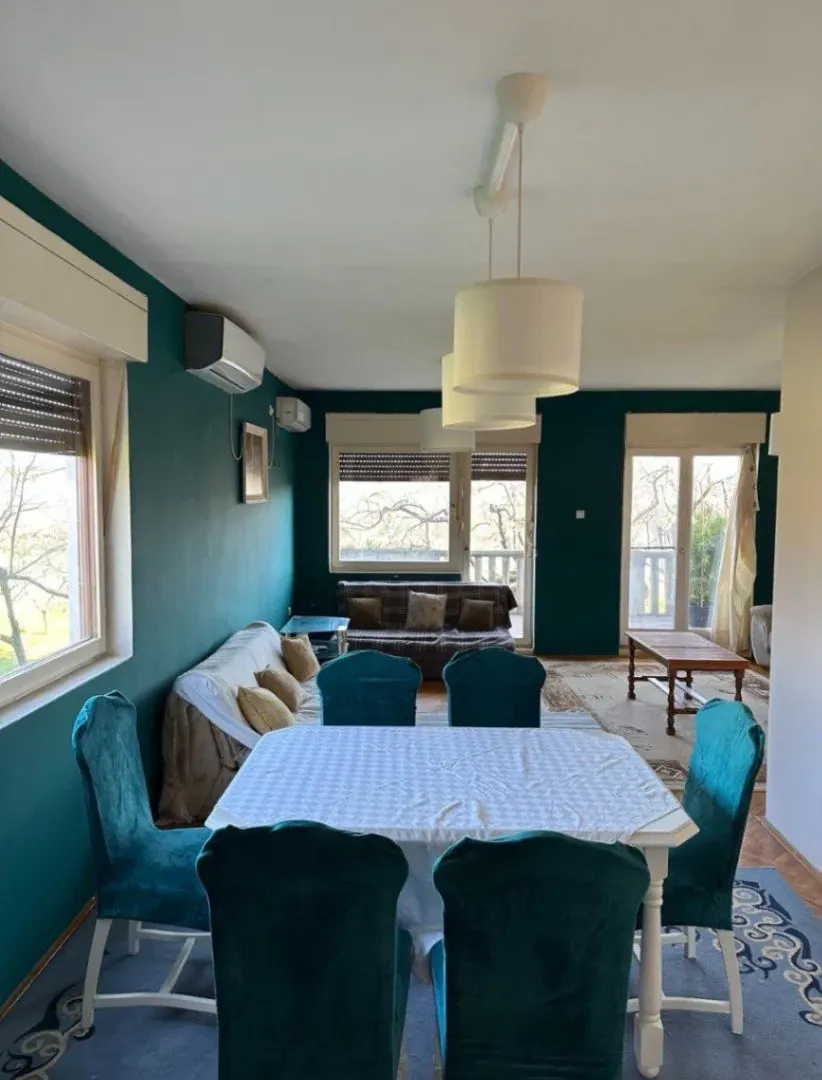 Izdavanje, kuća, 140m², Farmaci, Podgorica