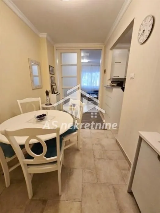 Rent, two bedroom apartment, 50m², Stari Grad, Beograd