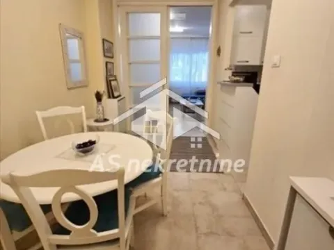 Rent, two bedroom apartment, 50m², Stari Grad, Beograd - image 4