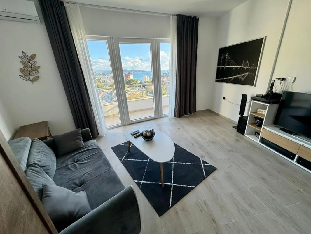 Rent, studio apartment, 30m², Sutomore, Bar