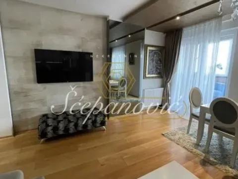 Prodaja, četvorosoban stan, 104m², Bulevar Evrope, Novi Sad Sve Podlokacije - image 17