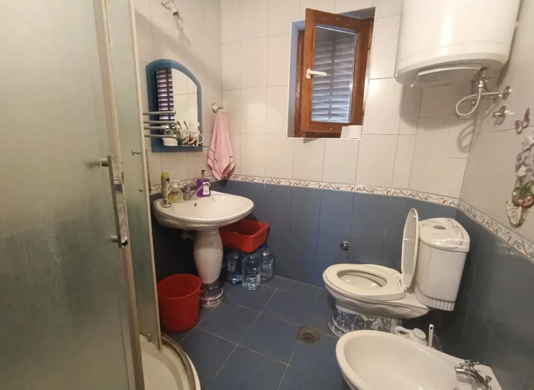 Sale, house, 215m², Šušanj, Bar