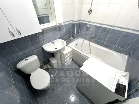 Rent, two bedroom apartment, 60m², Blok 9, Podgorica - image 11