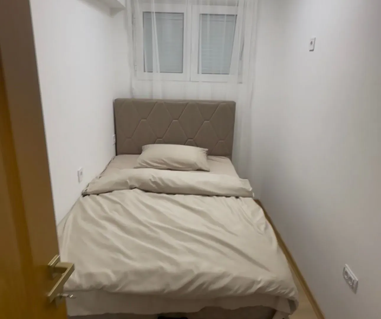 Rent, two bedroom apartment, 50m², Dobrota, Kotor