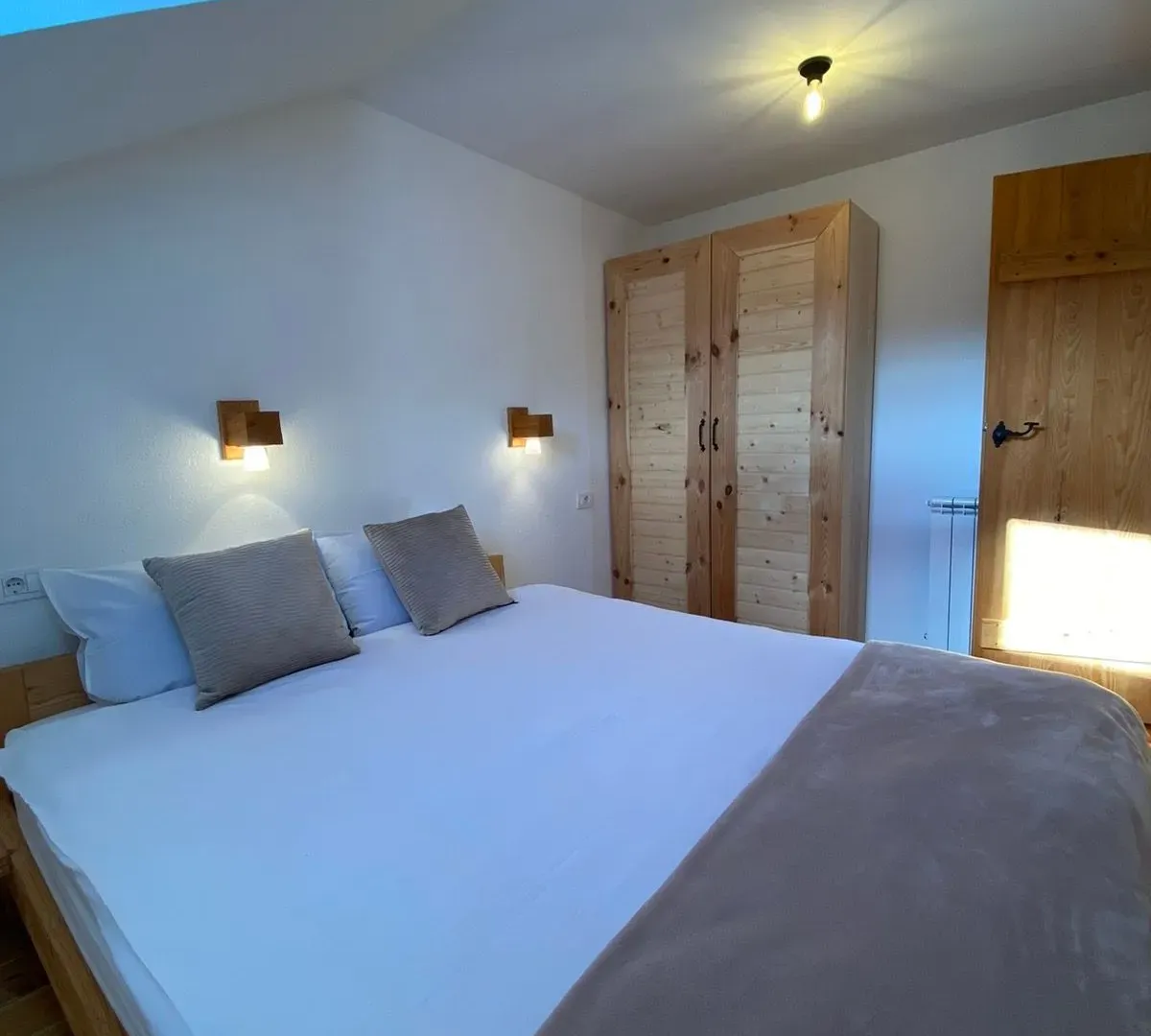 Sale, house, 300m², Kolašin, Crna Gora