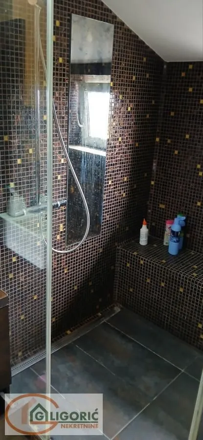 Prodaja, trosoban stan, 100m², Čukarica, Beograd