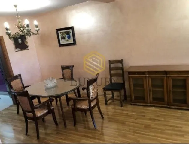 Rent, house, 200m², Konik, Podgorica