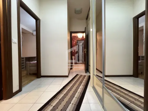 Izdavanje, dvosoban stan, 92m², City Kvart, Podgorica - image 14