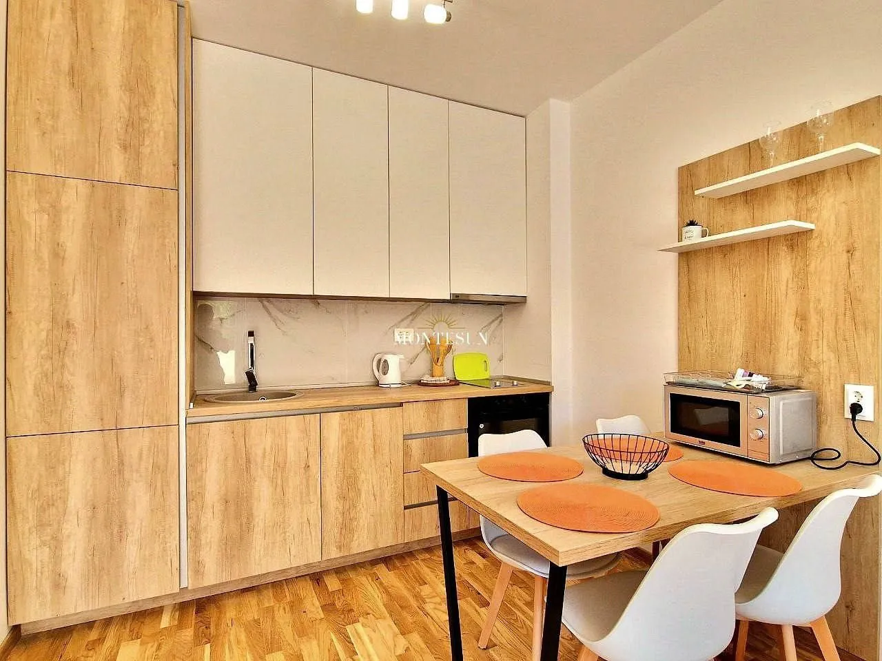 Rent, one bedroom apartment, 39m², Bečići, Budva