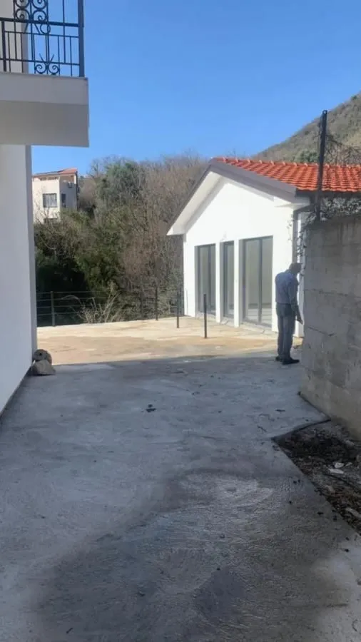 Prodaja, kuća, 130m², Šušanj, Bar