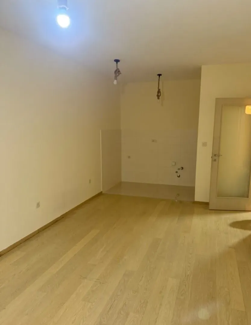 Izdavanje, jednosoban stan, 47m², City Kvart, Podgorica