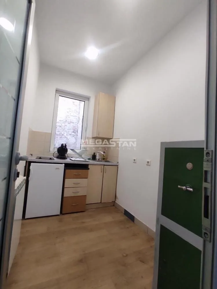 Rent, office space, 128m², Stari Grad, Beograd