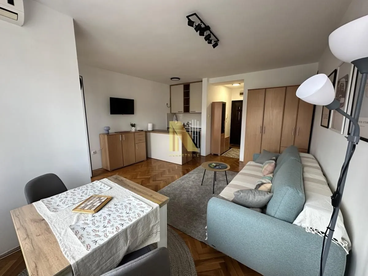 Izdavanje, garsonjera, 29m², Nova Detelinara, Novi Sad Sve Podlokacije