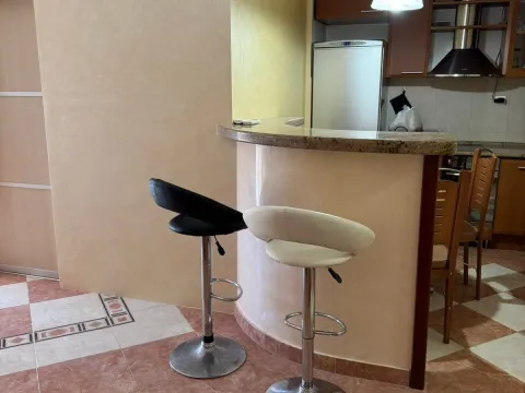 Rent, one bedroom apartment, 48m², Budva, Crna Gora - image 13