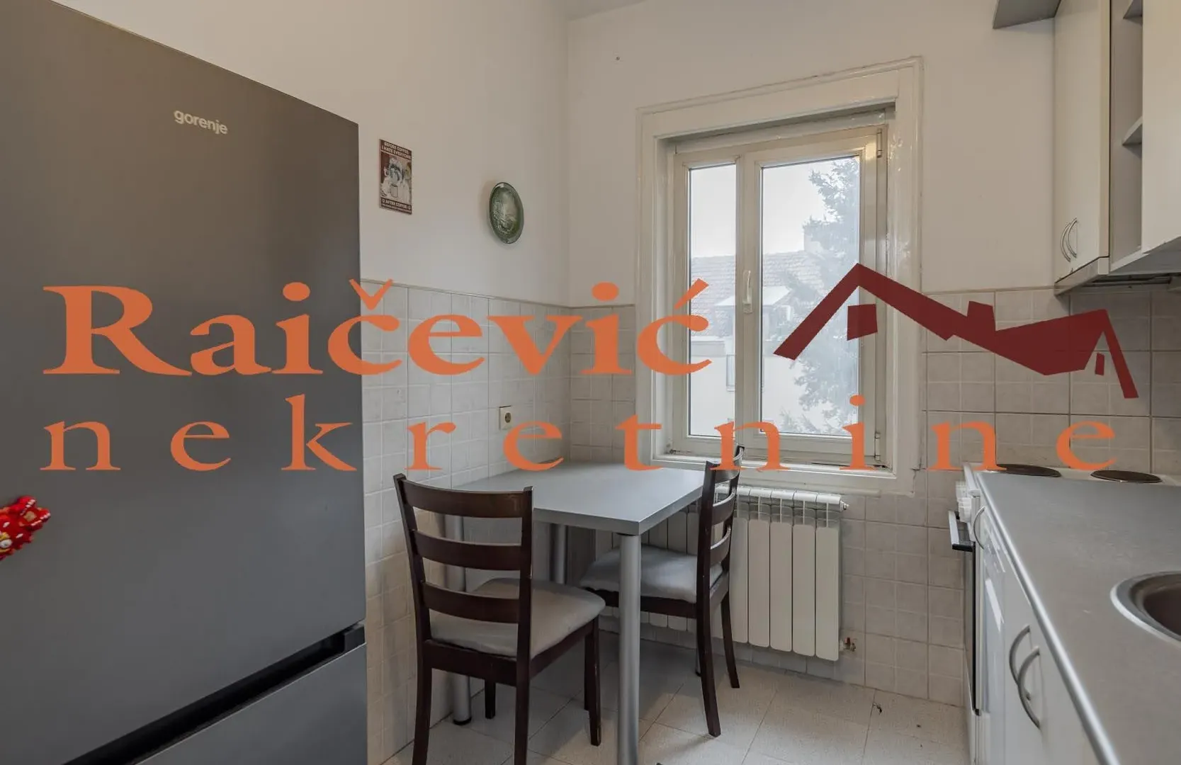 Prodaja, trosoban stan, 68m², Kalenić Pijaca, Vračar Sve Podlokacije