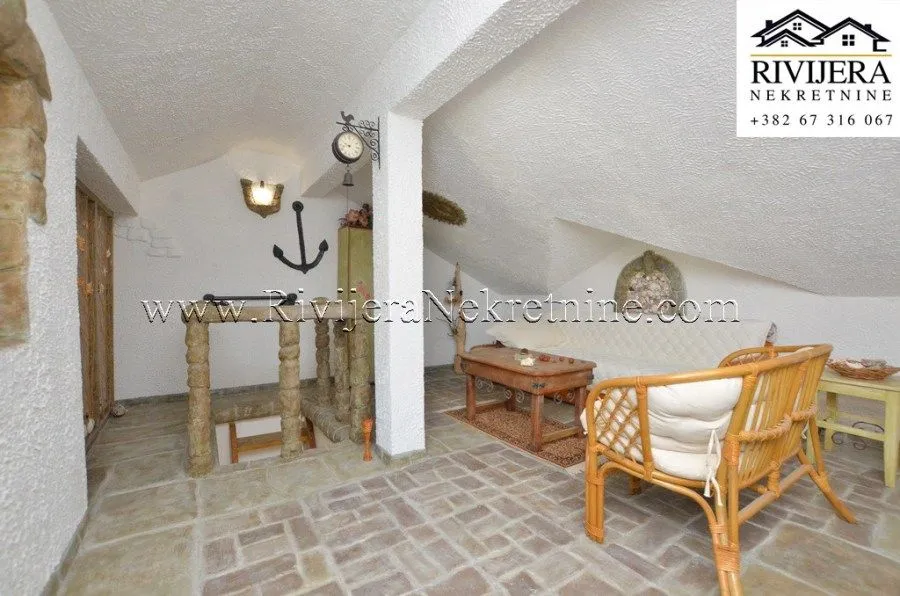 Prodaja, dvosoban stan, 80m², Đenovići, Herceg Novi