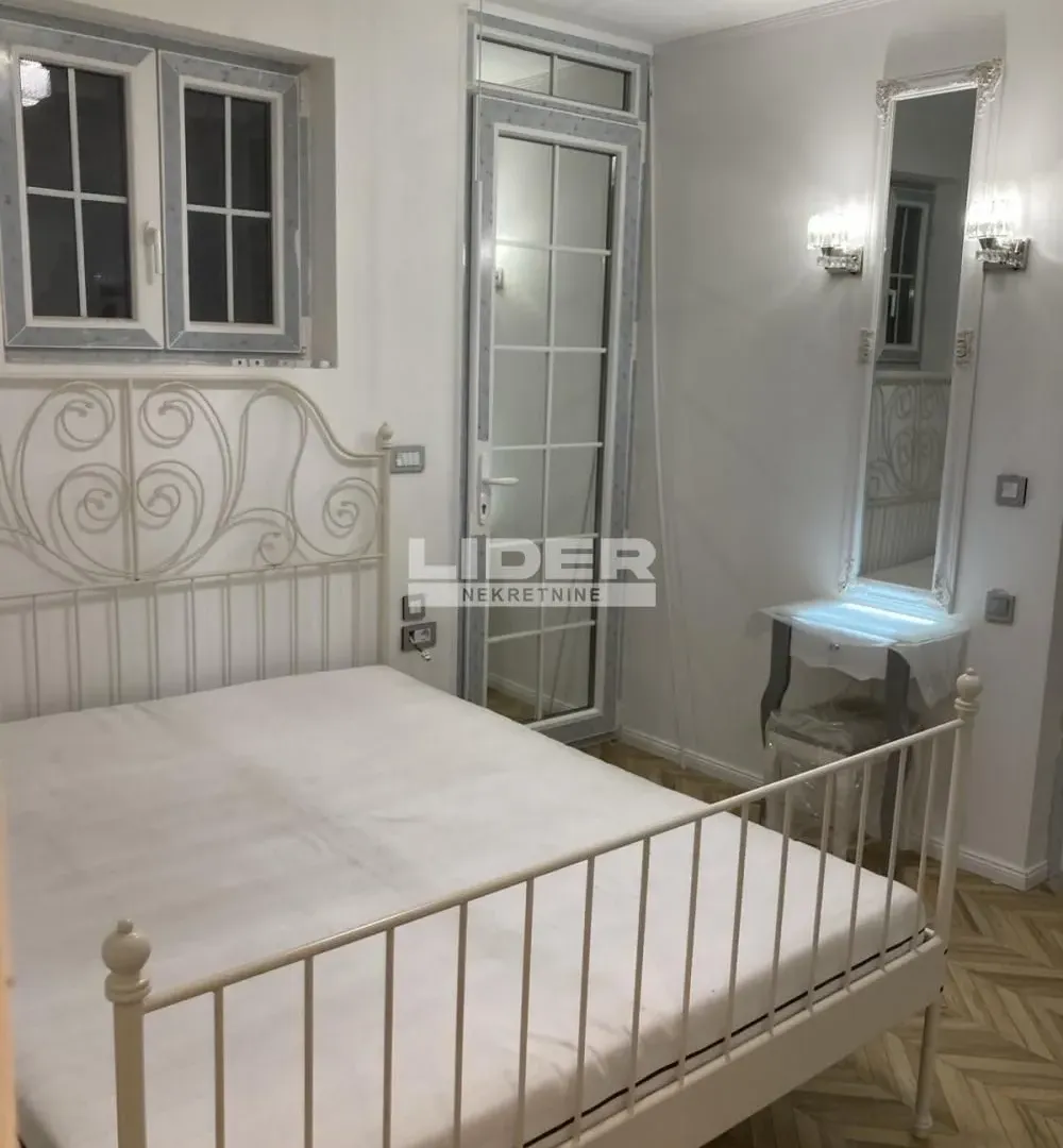 Sale, two bedroom apartment, 63m², Stari Grad, Beograd