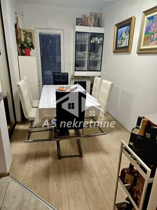 Izdavanje, trosoban stan, 80m², Bogoslovija, Palilula Sve Podlokacije
