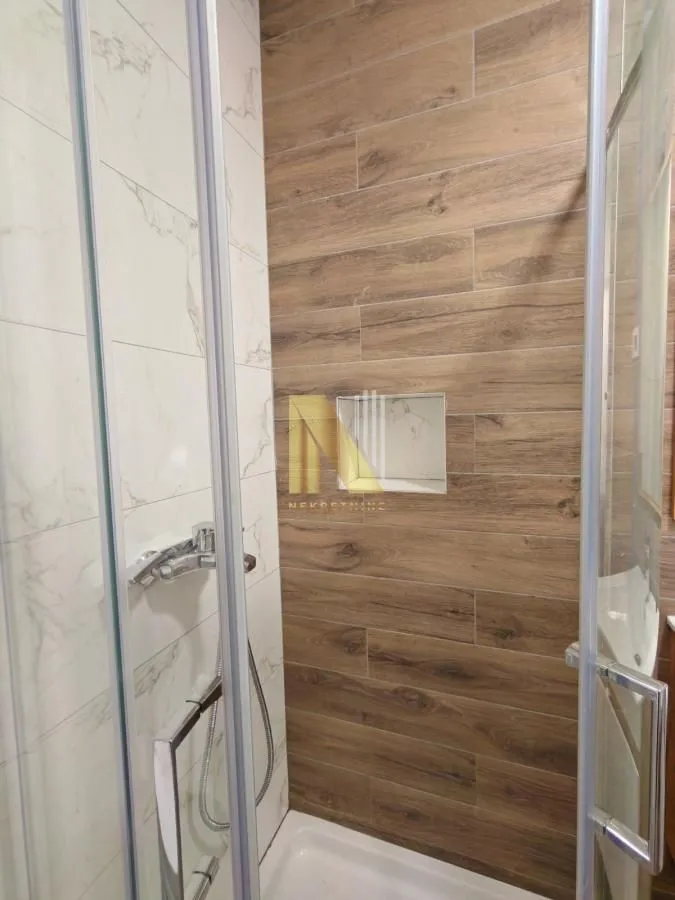 Izdavanje, jednosoban stan, 41m², Petrovaradin, Novi Sad