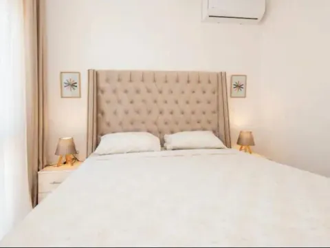 Izdavanje, jednosoban stan, 40m², Centar, Tivat - image 13