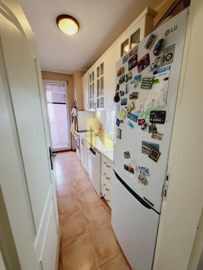 Prodaja, trosoban stan, 70m², Socijalno, Novi Sad Sve Podlokacije