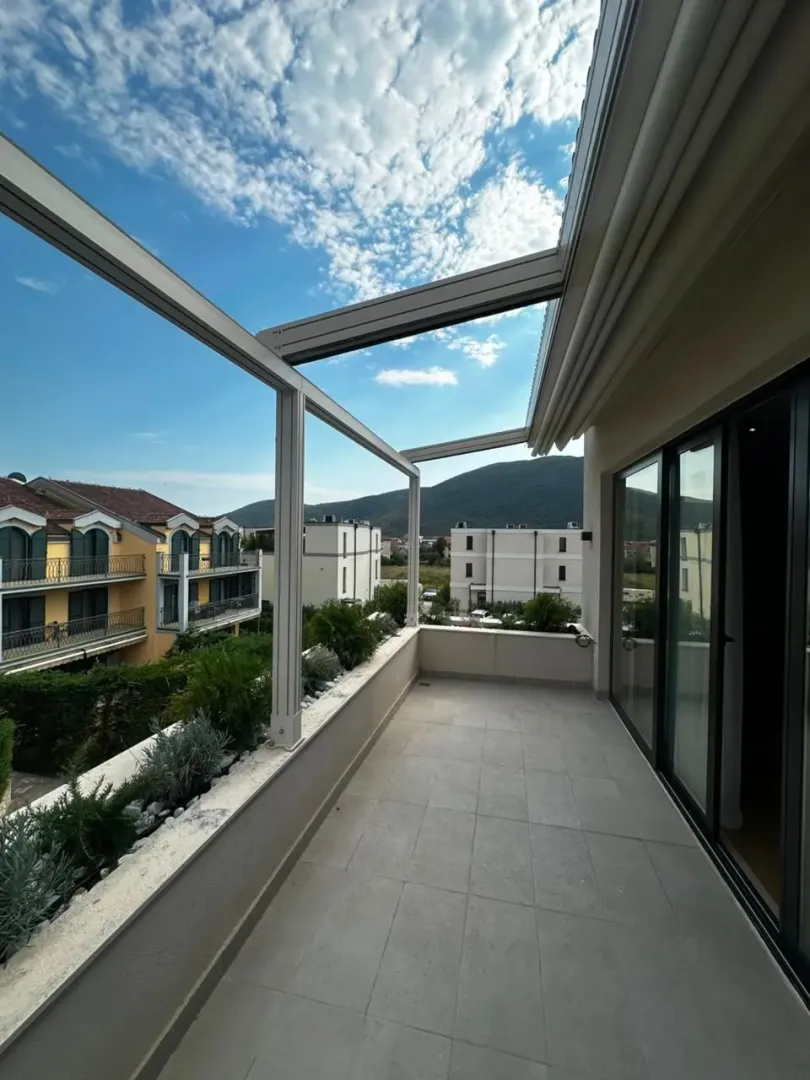 Izdavanje, kuća, 165m², Lastva Grbaljska, Kotor