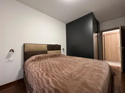 Izdavanje, trosoban stan, 93m², Master Kvart, Podgorica - image 6