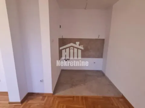 Prodaja, jednosoban stan, 43m², Zemun Cara Dušana, Zemun Sve Podlokacije - image 5